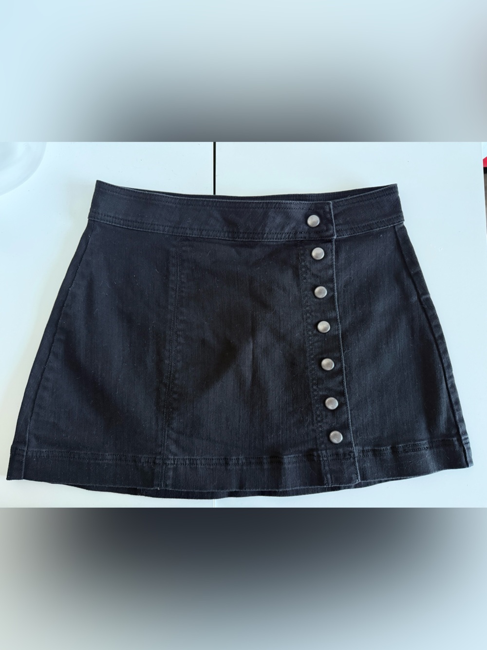 Free People size 4 Black Mini Skirt